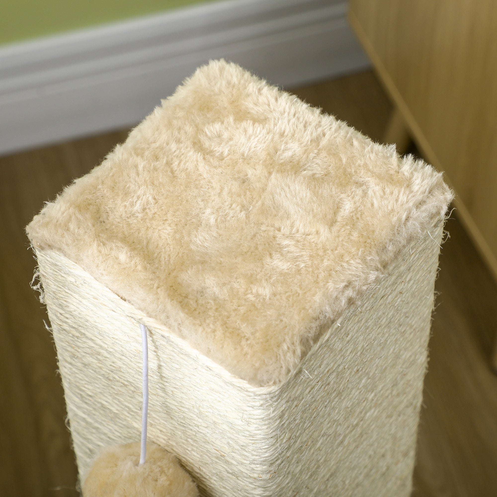 Cat Tree Scratching Post for Indoor Cats 79cm Jute Scratcher Climber w/ Carpet Base Dangling Toy Self Grooming Brush – Beige