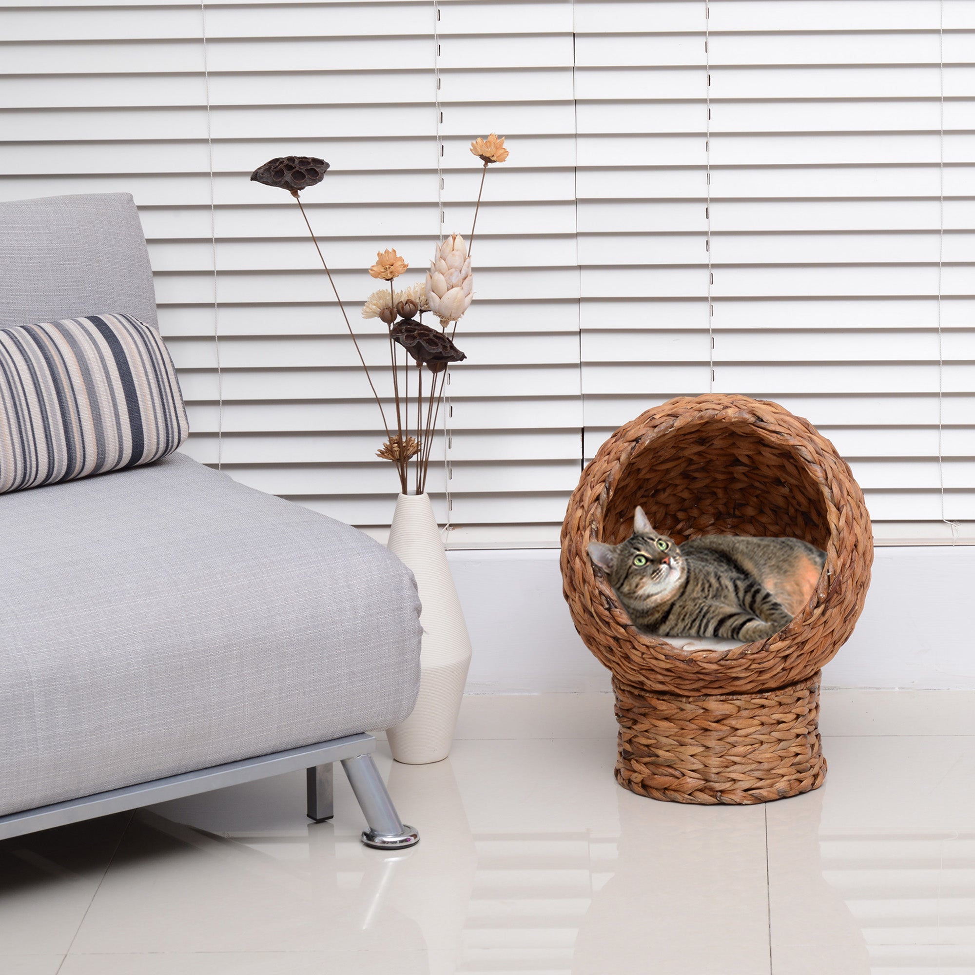 Wicker Cat House, Raised Cat Bed with Cylindrical Base, Soft Washable Cushion, Woven Water Hyacinth Cat Basket for Indoor and Outdoor, 42 x 33 x 52 cm - Brown