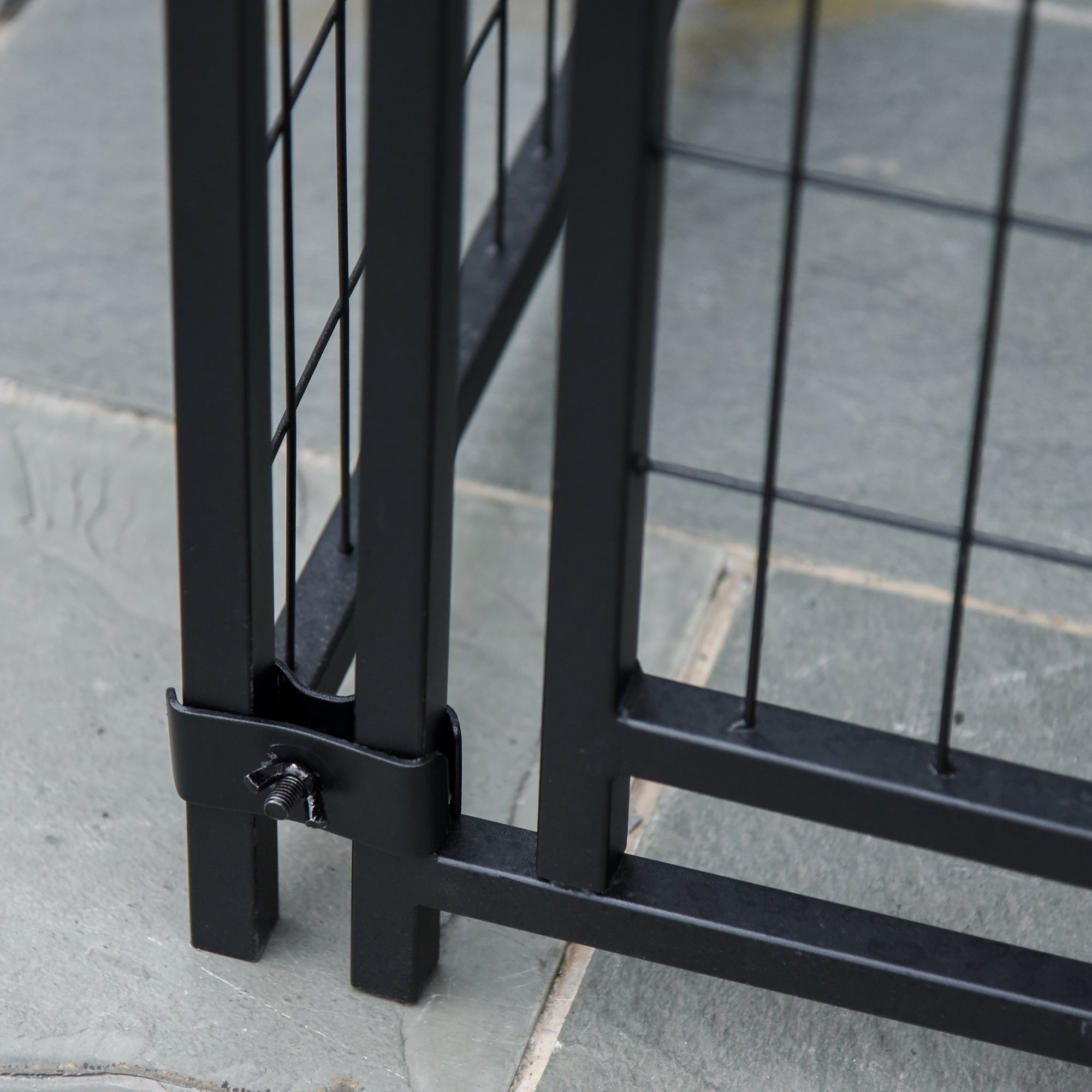 6' x 4' x 6' Large Outdoor Dog Kennel Run Steel Fence with UV-Resistant Oxford Cloth Roof & Secure Lock