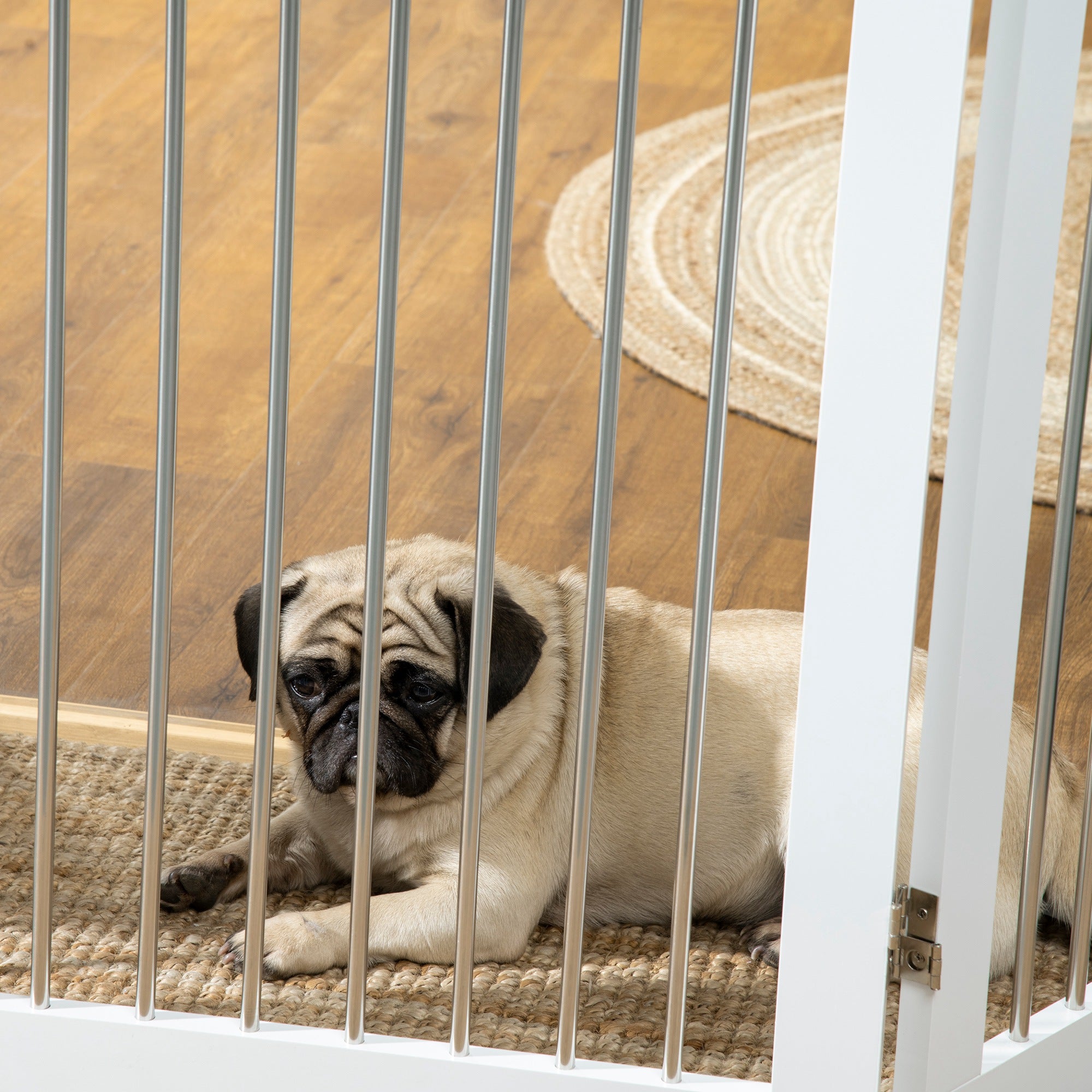 Foldable Dog Gate, Freestanding Pet Gate, Dog Barrier with Two Support Feet, for Doorways, Stairs, Halls - White