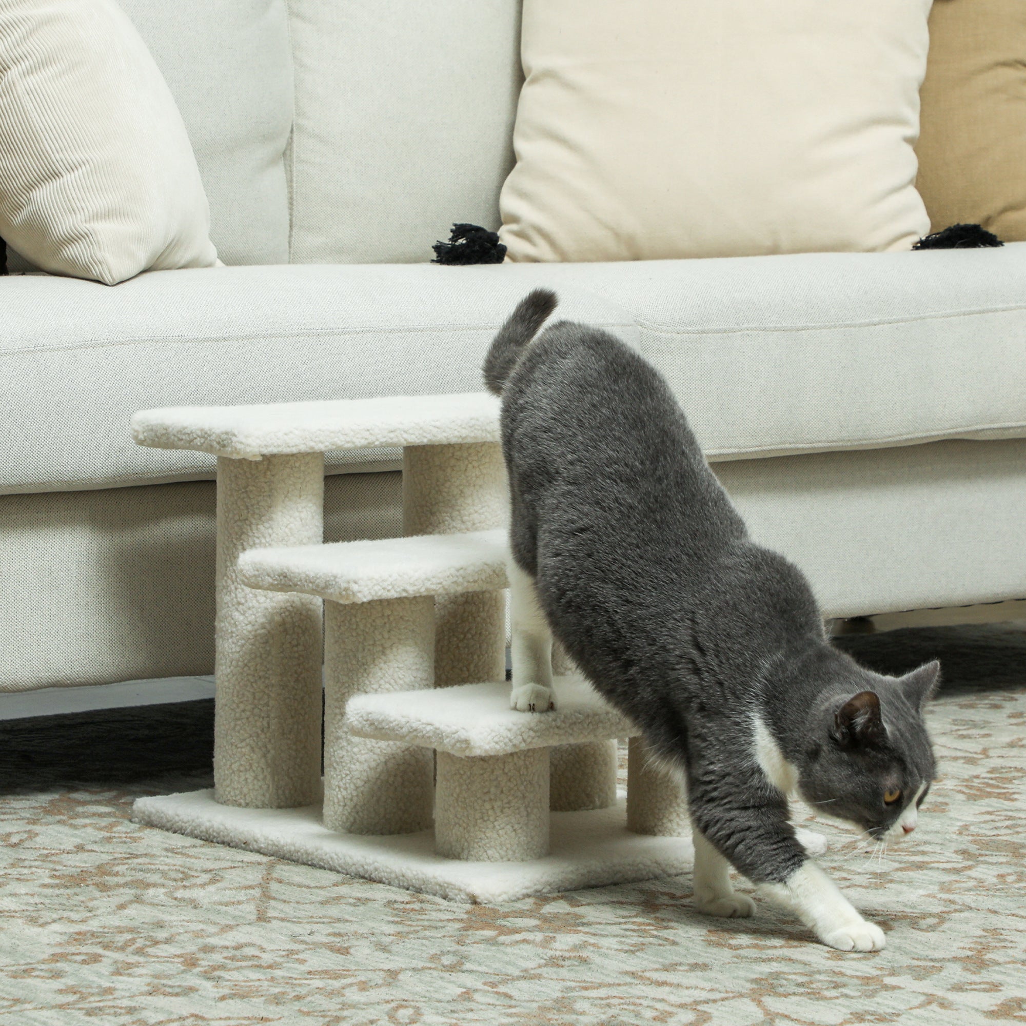 3-Step Multi-Level Carpeted Cat Scratching Post Pet Stairs, Beige